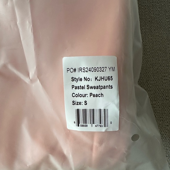 NWT Comfrt Peach Hoodie & Joggers set size Small (discontinued color) - Picture 4 of 7